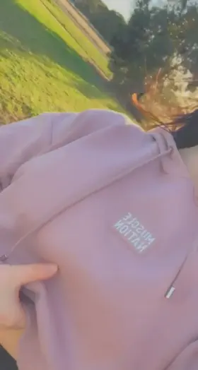 I love flashing my big titties 😍