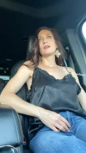 Would you knock on the window to say hello? [GIF]