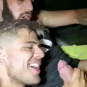 Sweet Couple's Play 😉🇨🇦