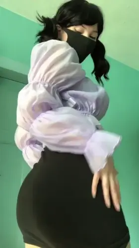 If you eat my ass I’ll let you pound it too