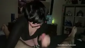 Wife gives enthusiastic handjob