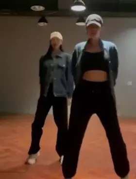 Ex-Gfriend - Umji & SinB