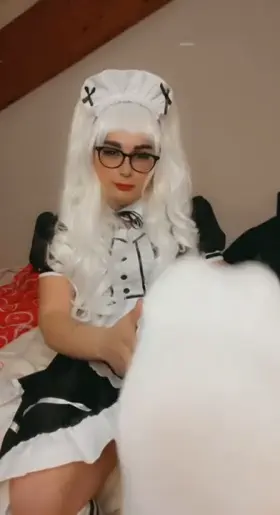 I have been wearing them and walking all day long, do ya wanna smell my socks with me?😋