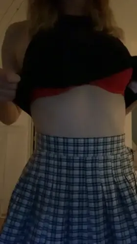 FREE TRIAL Watch me fully nude on my OF🥵, - Dickrating✅🍆- Sexting✅💦👅- cum and join☺️link in cmments:)