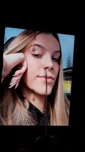 Couldn' resit giving Anna a coating 😍