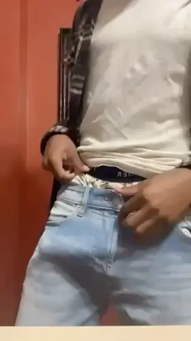 Pretty big for an 18 year old boy I know. 😅 Interact if you want some more of it.