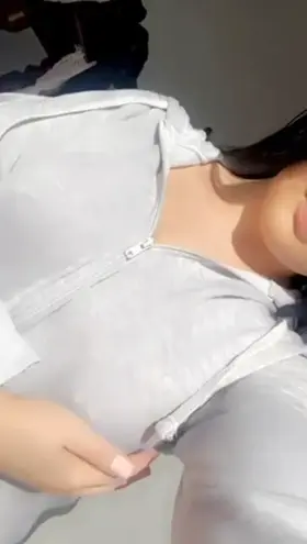 I want to be titty fucked and filled up with cum 😈💦