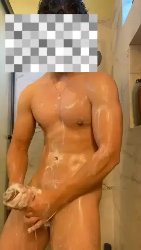 Anyone here appreciate soapy cocks?🧼(19m)