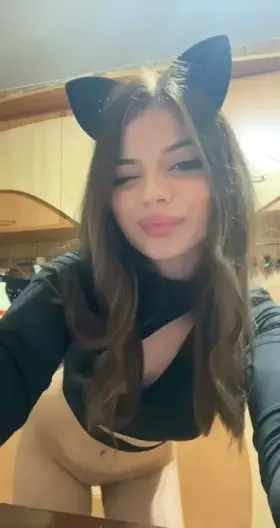 React to this post and I’ll make a pancake for you ☺️