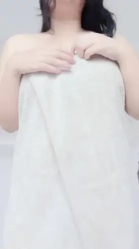 I’m worried that I’m getting too thick.. Do you like my body still? 🥺