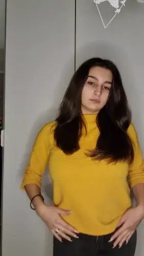 (18) Can i be your first Ukraine girl 🇺🇦?🙈