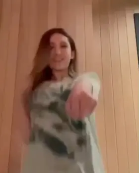 Somi cardi b dance