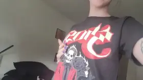 give my fat pussy a taste