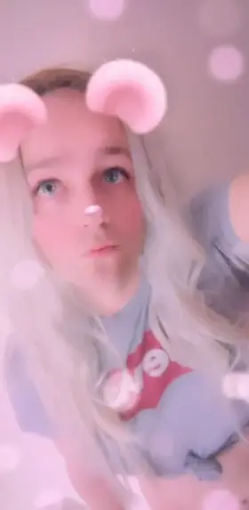 Caged like all girls should be ❤️