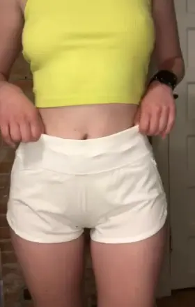 I want to try anal. Any takers? 😏