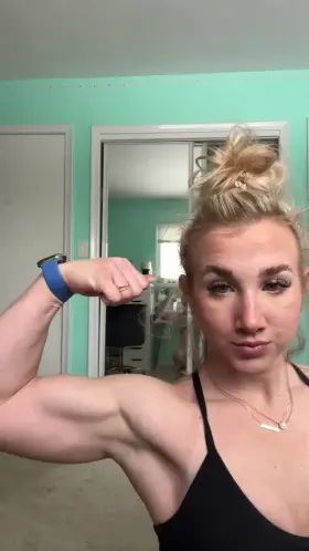 Nothing better than some armpits after the gym :)