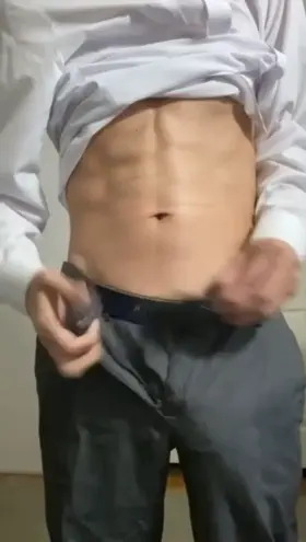 After a hard day at work, I cum home and just gotta let loose