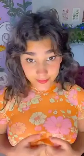 I’ll suck your dick if you eat me out, deal?