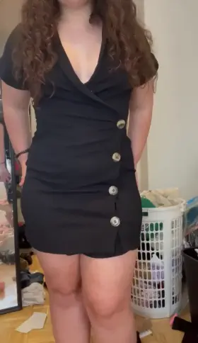 this dress does not do my perky titties any justice