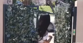 [r/TeenHDporn] ”Don’t worry, mom’s at work…”