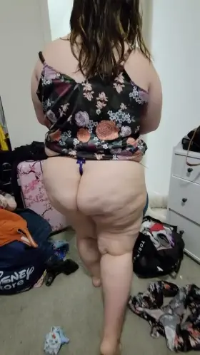 Bury you're cock deeper than the g-string 🍆🍆🥵🥵