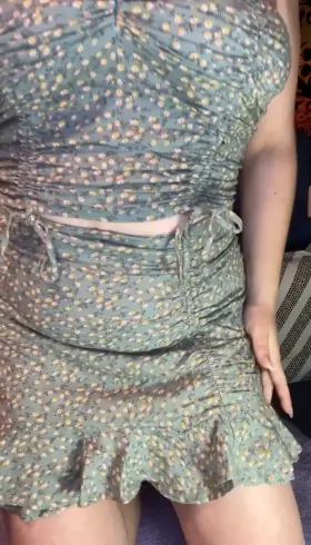 Hey look what’s underneath my clothes 🙃