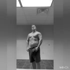 Husband sent this to me from work. He asked if his body still turned me on (IT DOES) and I’m hoping you’ll let him know too 😊