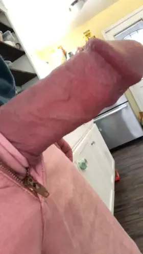 My fat throbbing monster cock 😈🍆