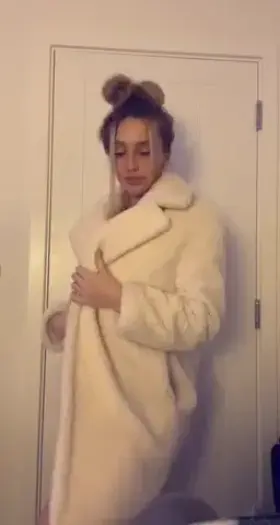 If you stopped scrolling this British girl appreciates you