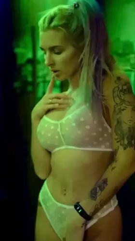 little strip for you) pleasure waching!