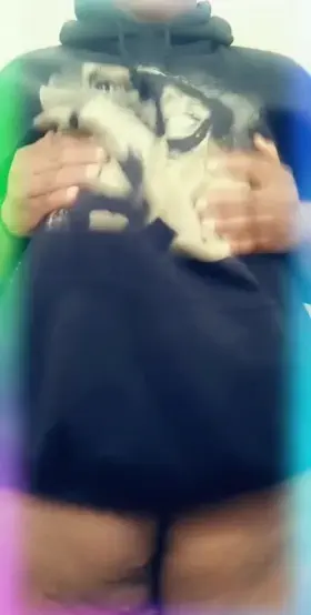 Lots of tits and tummy and booty shaking, if you're into that sorta thing