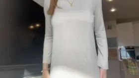 Fit girls who like dresses are cool, yeah?)