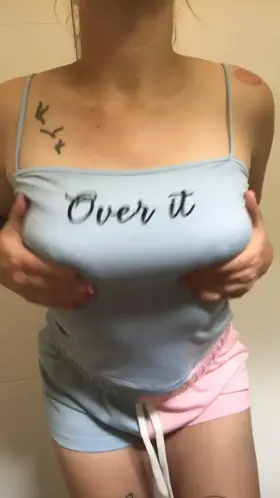 You like my shirt 👚 [drop]