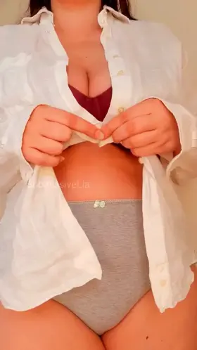 Mirror mirror on the wall, who's got bounciest of all?