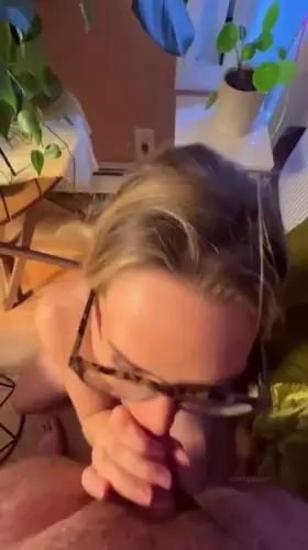 she knows exactly how to make my cock explode 😮‍💨