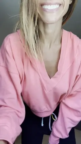 What’s under my MILFie sweats you ask😉😉