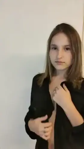 Sexy blonde 😻 18 years barely legal Premium custom videos 💦 Vaginal 💦 Wet and masturbation Premium videos every two days 😈 Cock rating 😏 Always online for you ☑☑☑