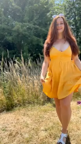 I didn't wear any panties that day...