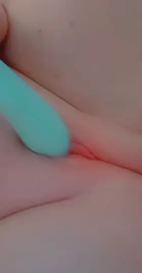 Come use my tight little pussy Daddy