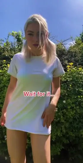 I feel like a pretty princess in this bikini