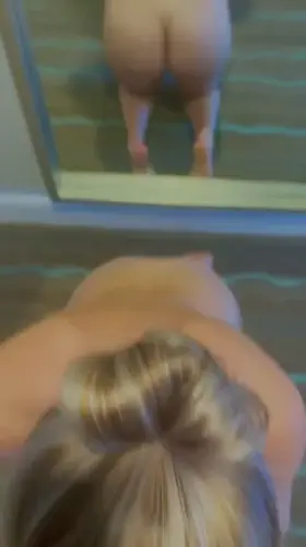 Love big mirrors at hotels 😉