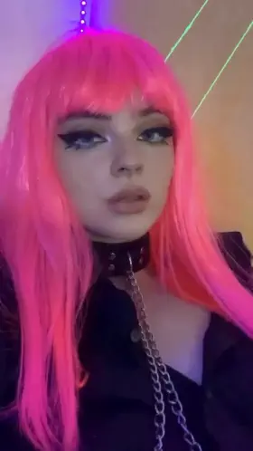 who would fuck my face?