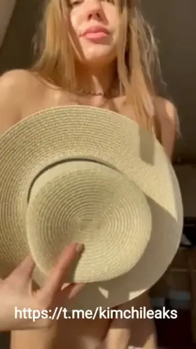 Cute Girl Pack in C0mments