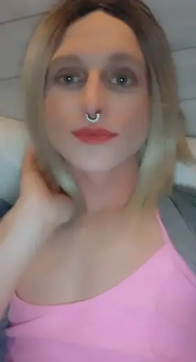 Could I get ur undivided attention 😈🥵