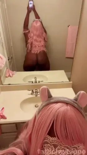 plz cum inside of me!! 🤍