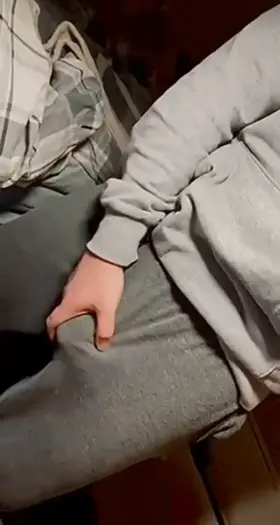 Everyone loves thick uncut alpha cock, hmu😏