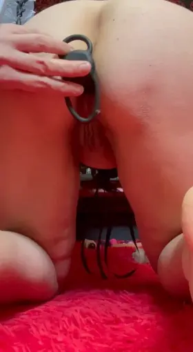 🔥35 yo MILF looking for help! Could you replace it? 🔥