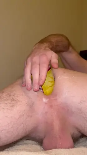 Been trying out anal object insertion and try to stretch out my asshole, what do you think?