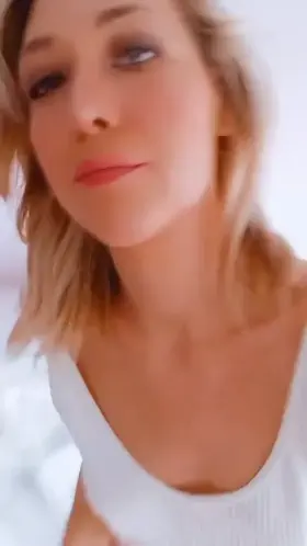 Ass Blue Eyes Mistress looking for a Slave. Who is in?