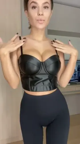 I found them in my brother's gallery. I think he jerked off on me🙀